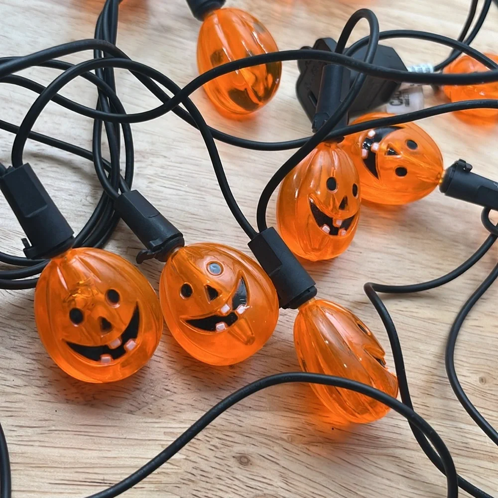Vtg Halloween Pumpkin Jack-O-Lantern Lights Novelty 20 Light String Blow Mold